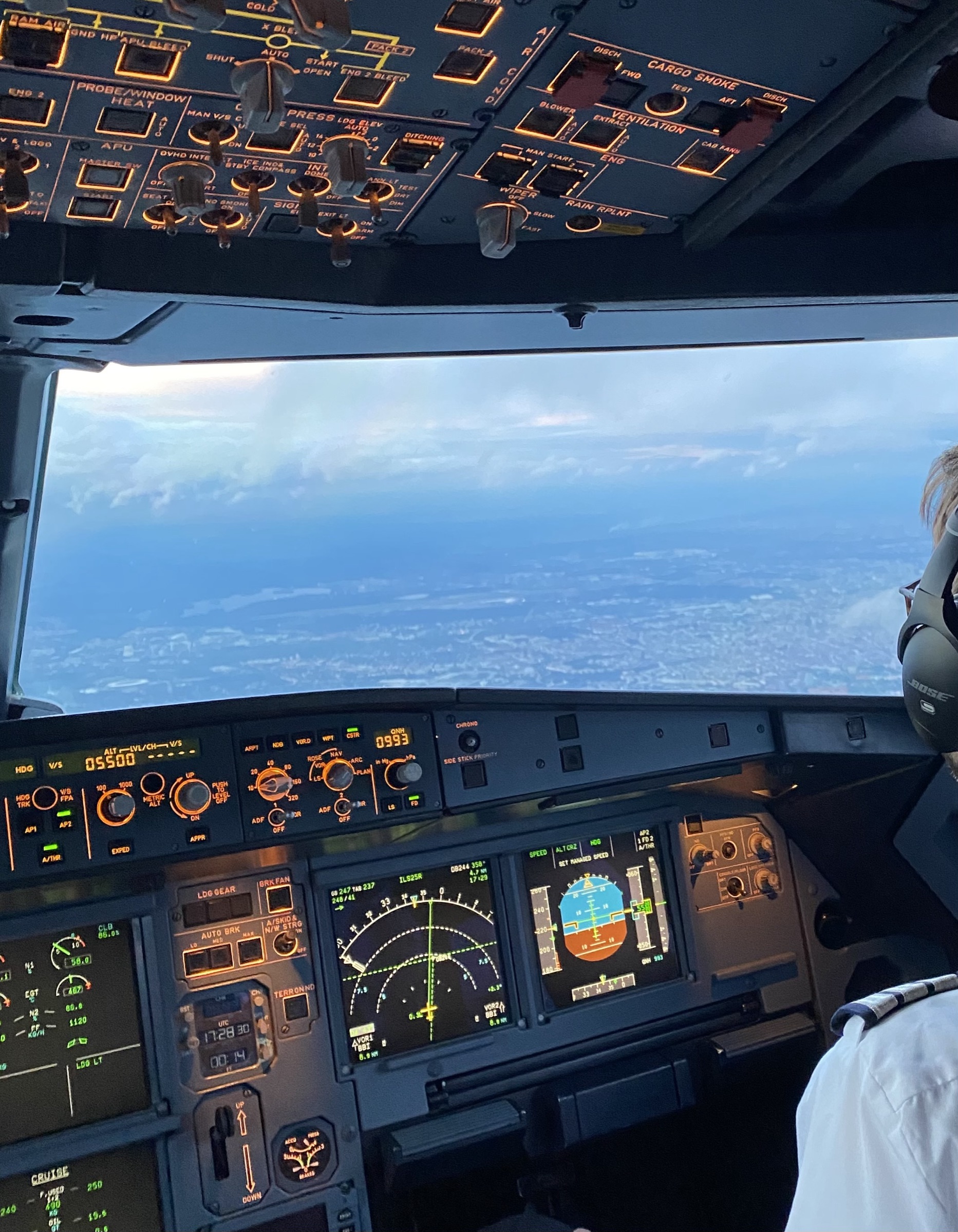 Ausblick aus dem Cockpit beim Rundflug über Berlin-Tegel